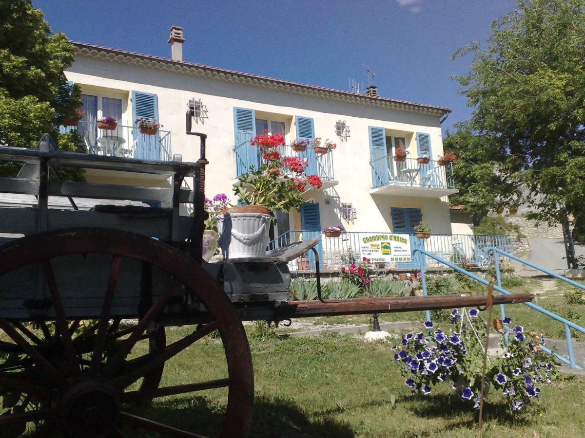 Aqui Sian Ben Hotel Castellane Exterior foto