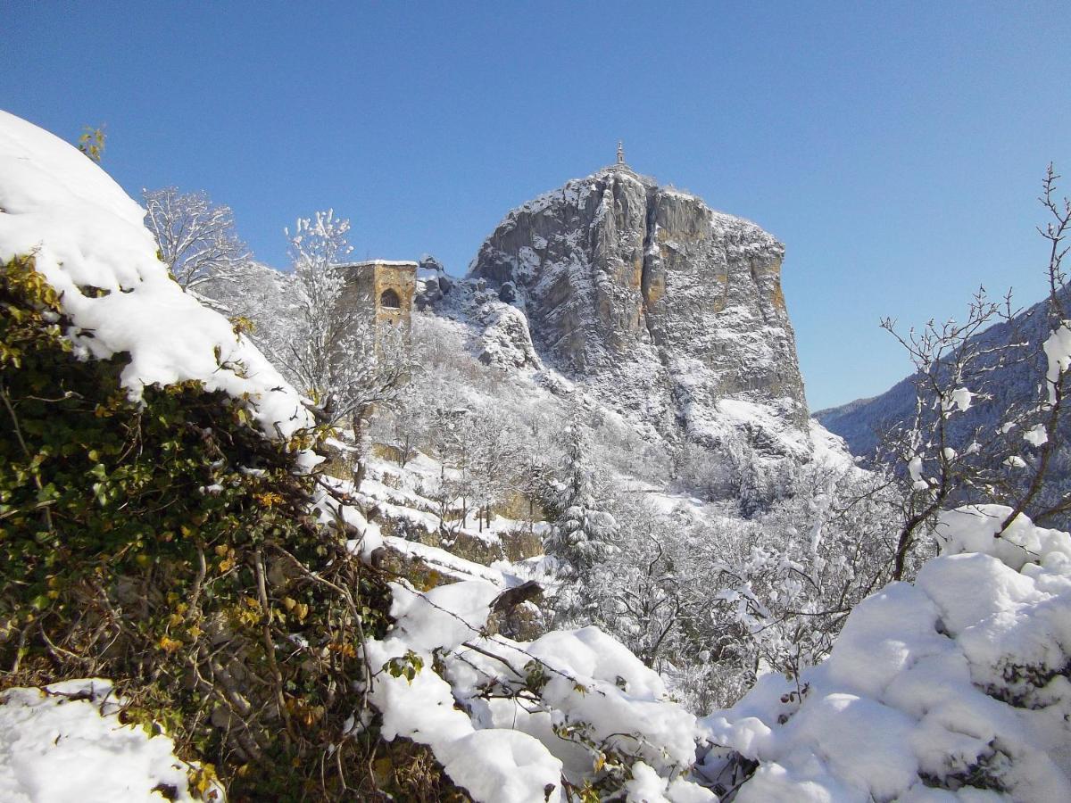 Aqui Sian Ben Hotel Castellane Exterior foto